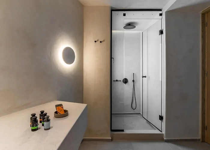 On The Square Apartment *