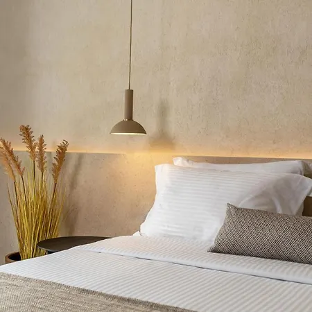 On The Square شقة