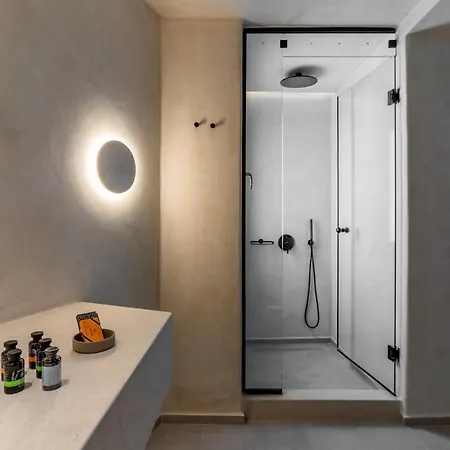 On The Square Apartment *